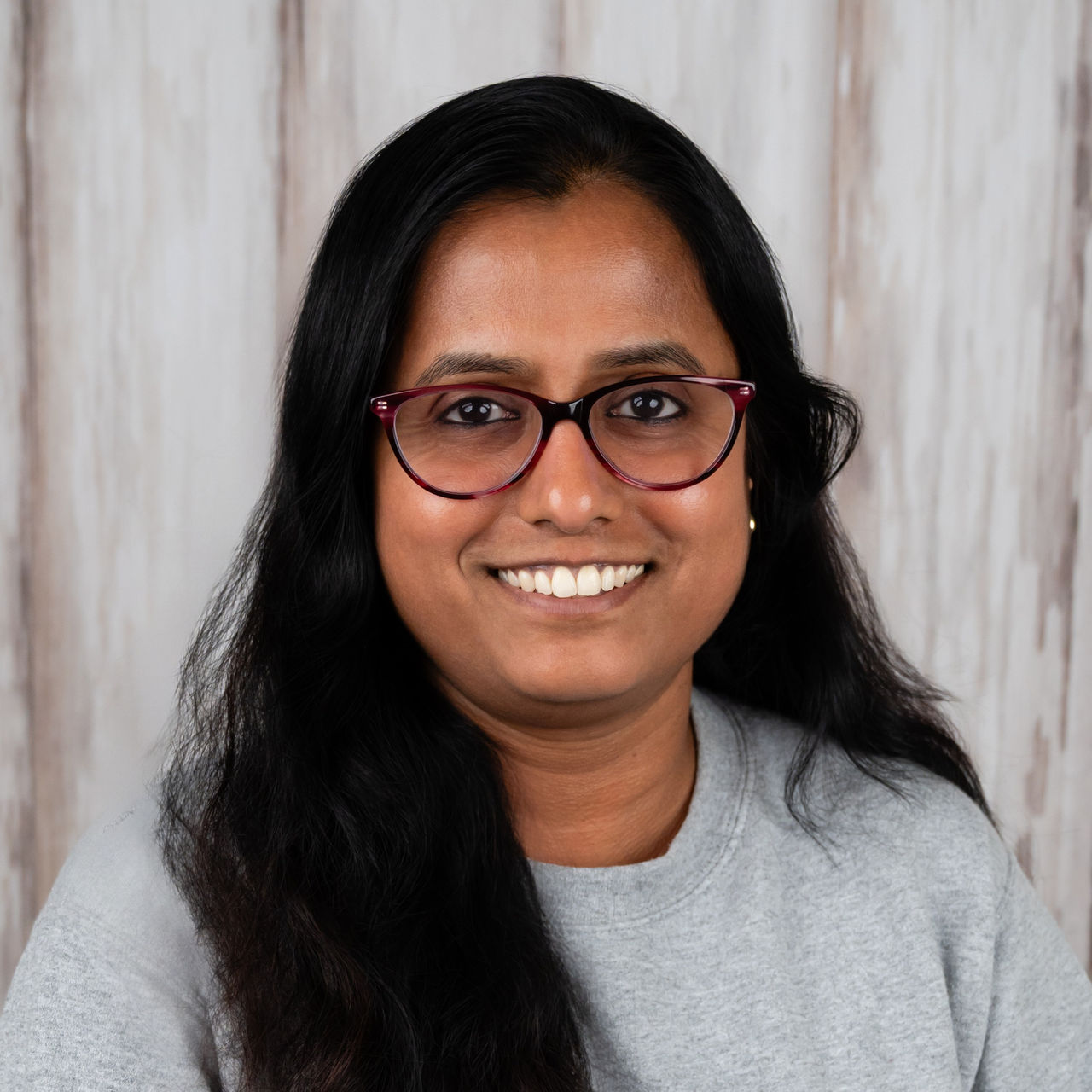 Ms Dhivya